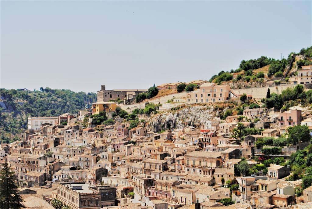 Baroque Modica Villa ภายนอก รูปภาพ